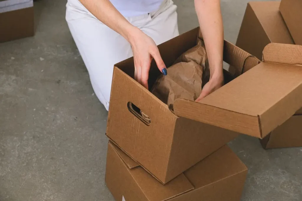 7 Smart Self-Storage Hacks for Moving Home 